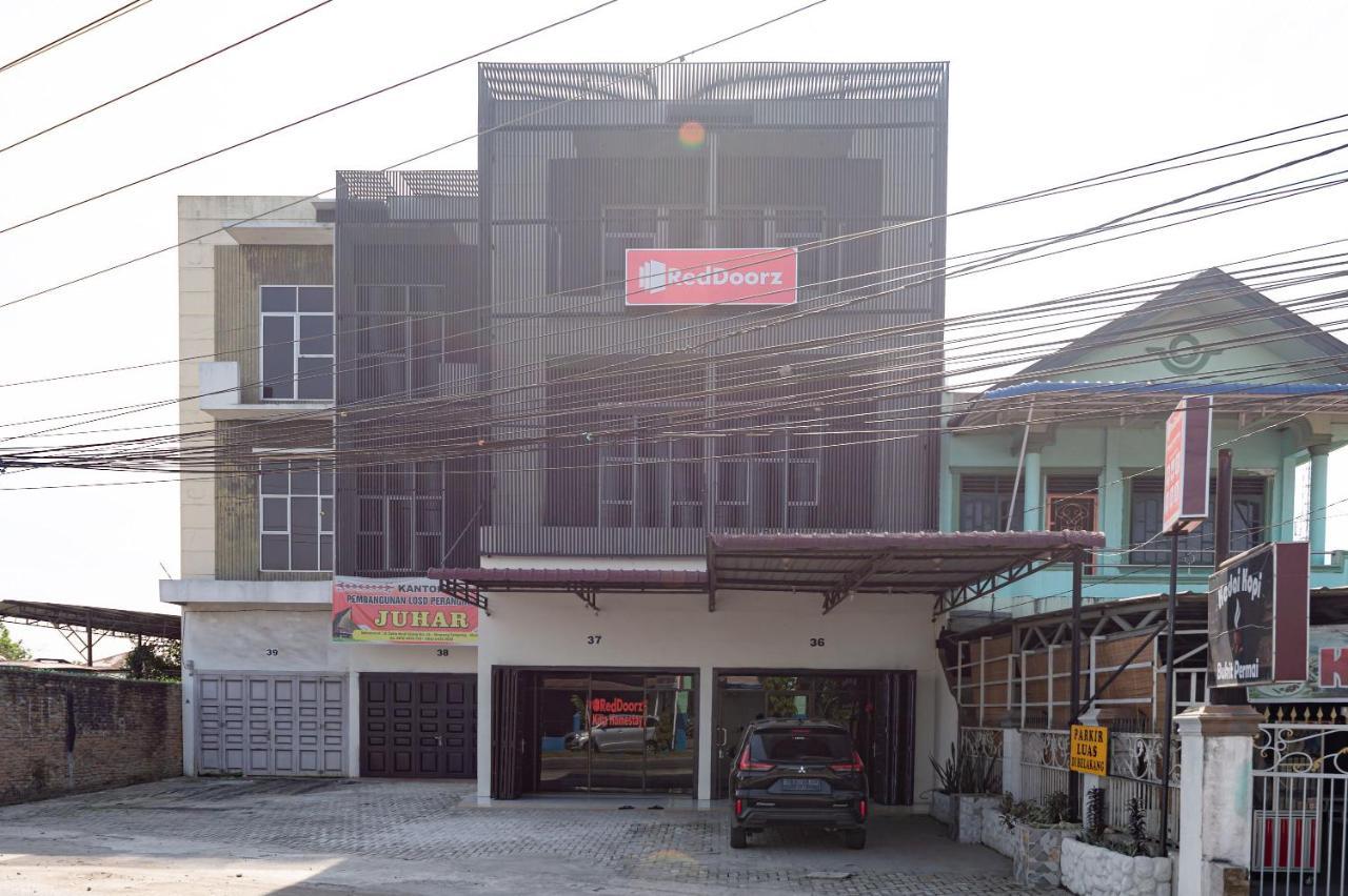 Reddoorz @ Simpang Pemda 2*